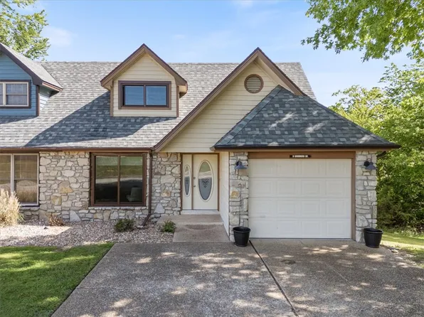 11 Ironwood Dr, Eureka Springs, AR 72631