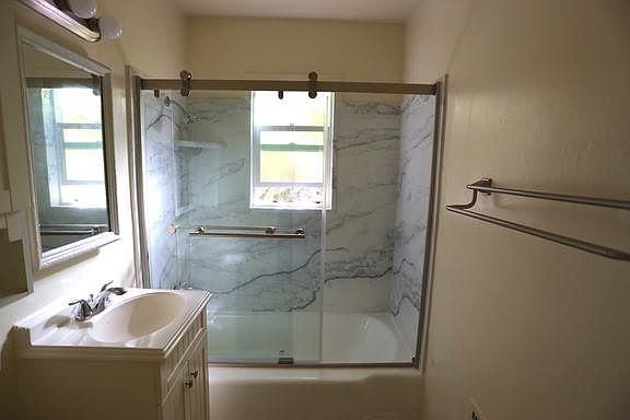 2nd image of 4779 Del Mar Ave