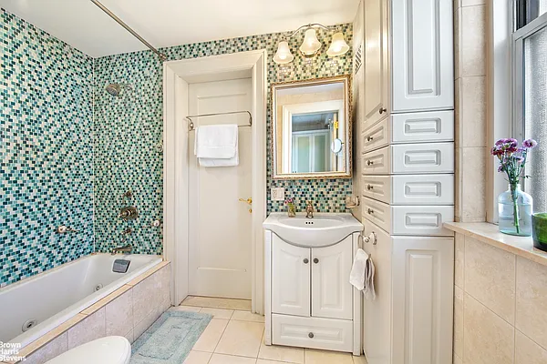 Sold by Brown Harris Stevens | media 21