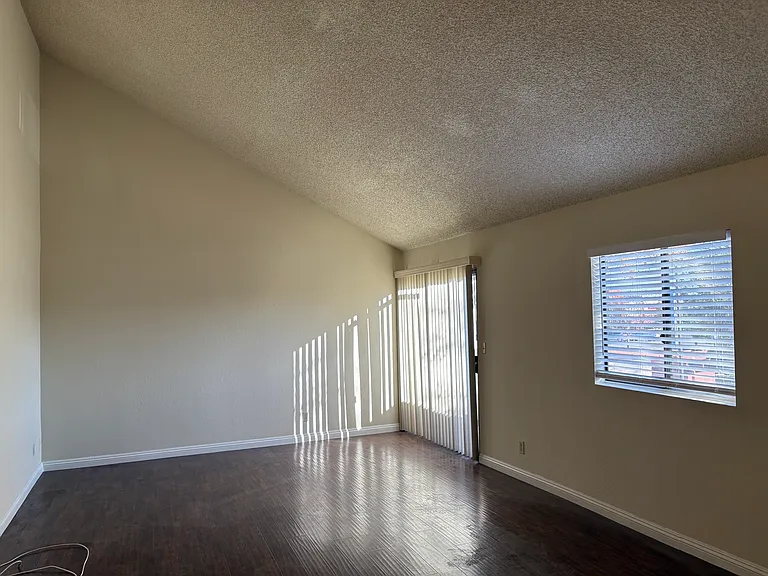 15303 S Raymond Ave #5 — Photo 7