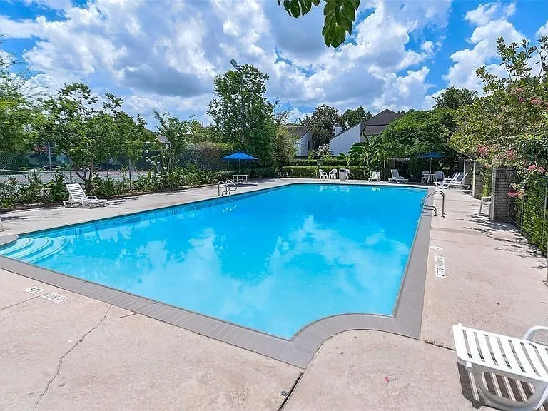 10053 Westpark Dr #325 — Photo 4