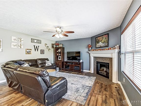 2nd image of 4260 Yellow Prairie Dr