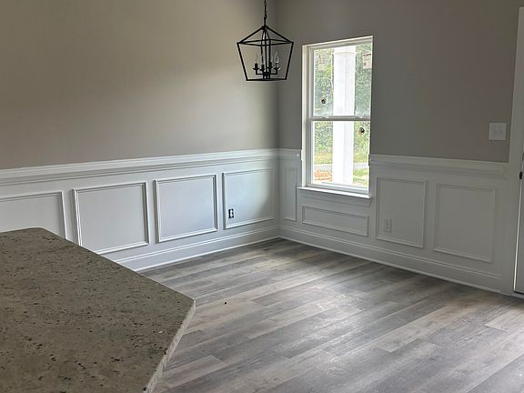 4th image of 3227 Basil Lane