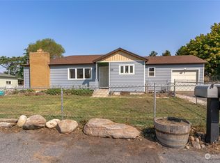 331 1st St SE, East Wenatchee, WA 98802