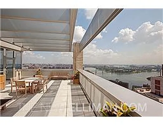 Sold by Douglas Elliman | media 23