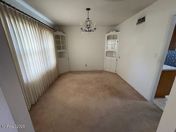4th image of 923 W Robinson St