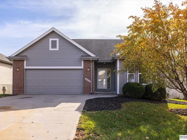 17517 Patrick Ave, Omaha, NE 68116