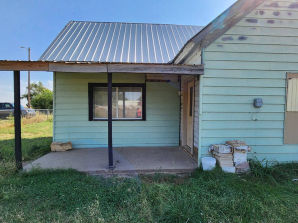 310 S Dewitt Ave, Norcatur, KS 67653