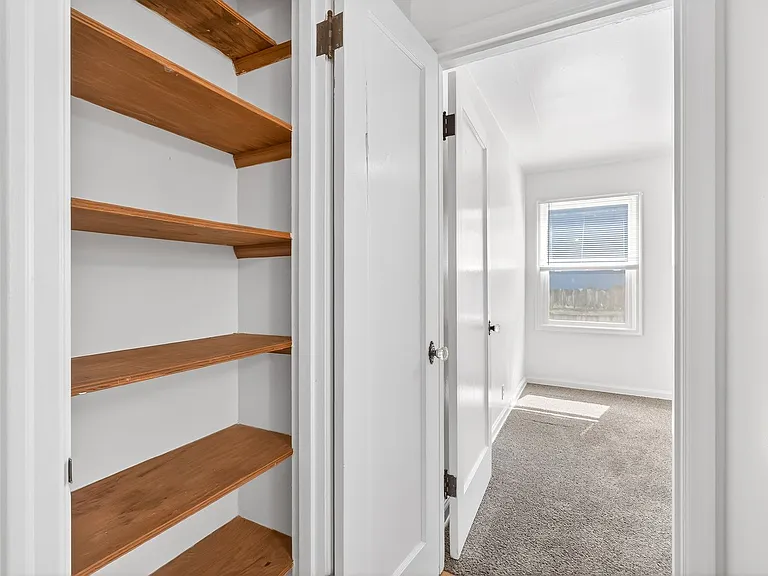 345 NW Norman Ave — Photo 15