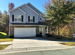 2422 Sunset Oaks Dr, Charlotte, NC 28216