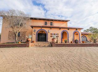 201 Belaire Dr, Laredo, TX 78041