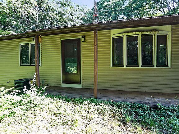 3rd image of 11699 Forestwood Dr NE