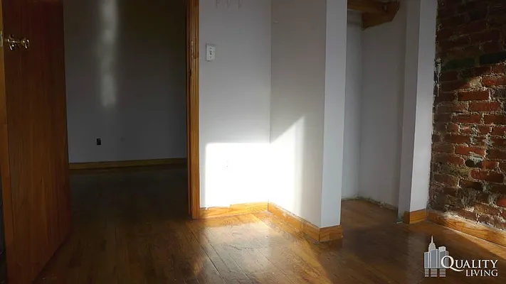 Rented by New York Quality Living Downtown | media 60