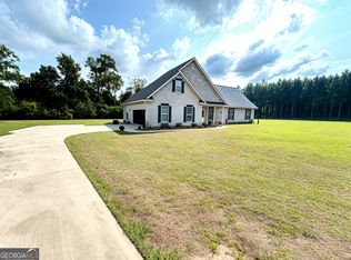 446 Willow Point Dr, Dublin, GA 31021