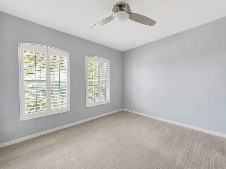 6772 Southern Oak Ct — Photo 8