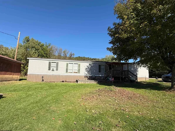 166 7th St, Hambleton, WV 26269
