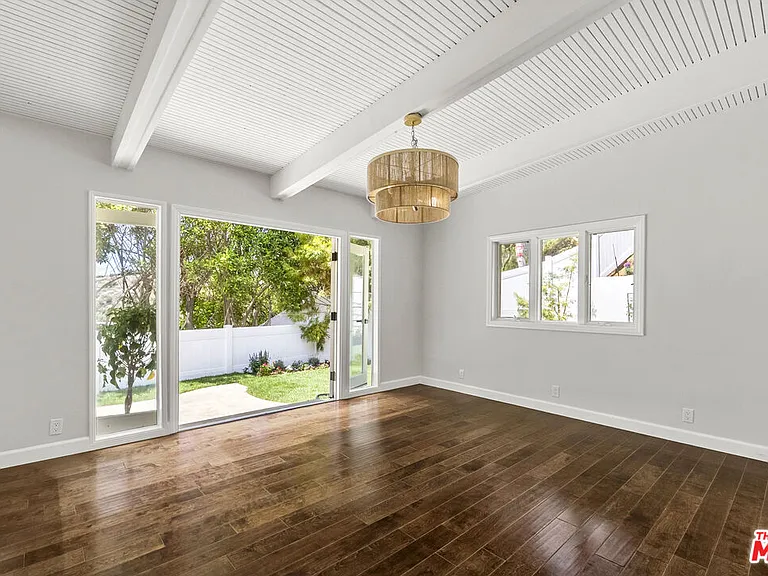 9541 Cedarbrook Dr — Photo 15