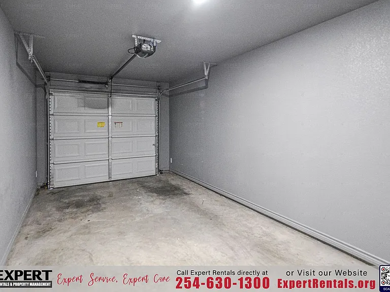 2816 Leroy Cir #B — Photo 20