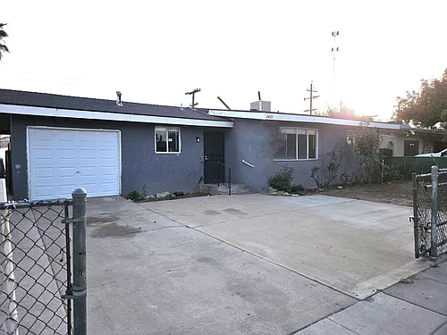 2427 W Andrews Ave Photo 1
