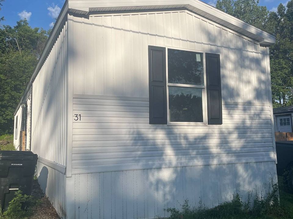 1st image of 31 Rena Dr