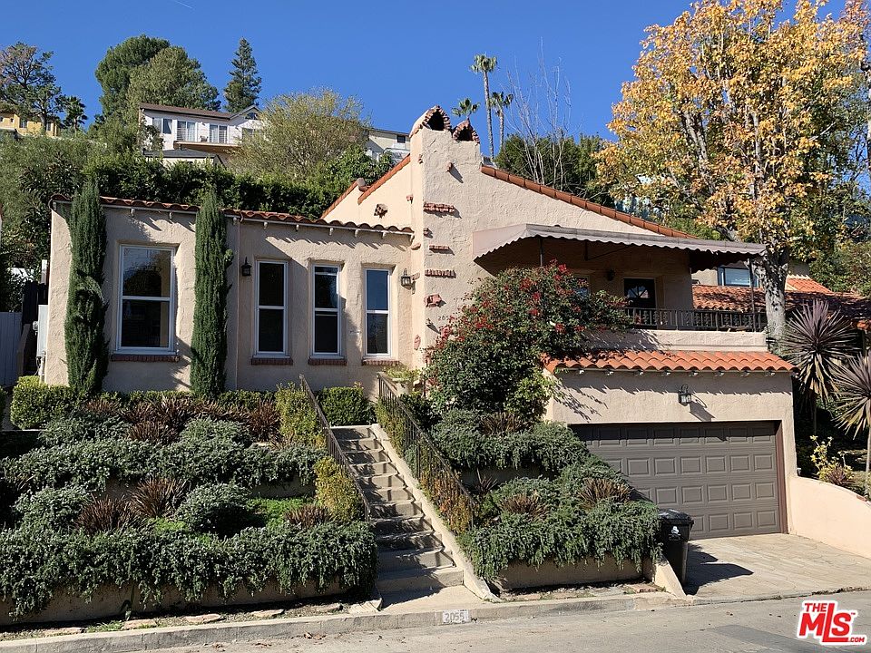 1st image of 2055 Balmer Dr