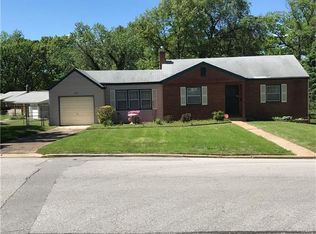 6783 Kenwood Dr, Saint Louis, MO