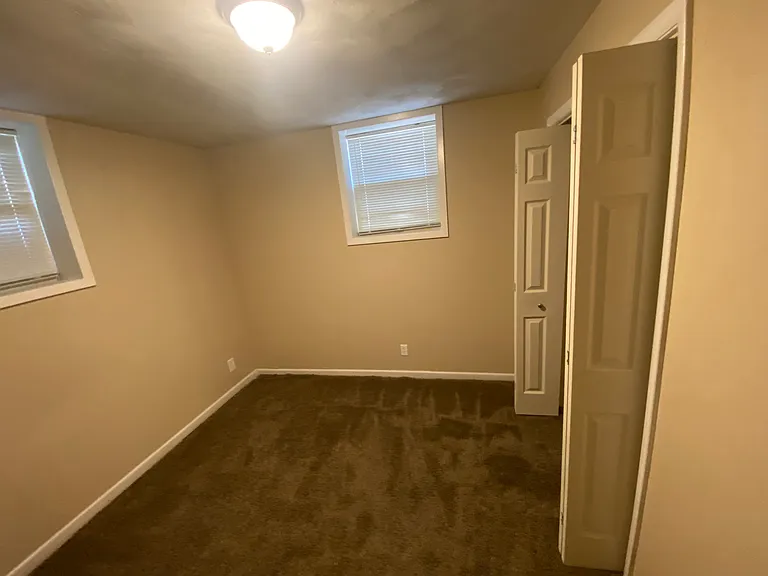 2534 J St #5 — Photo 6