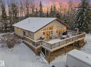 54027 State Highway 43, Rural Lac Ste Anne County, AB T0E 1V0