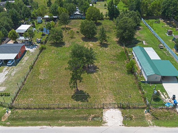 2nd image of 2425 County Road 3479b