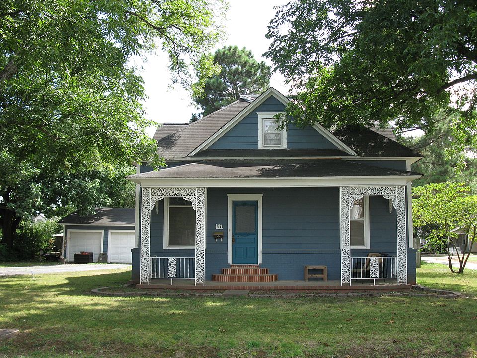 1st image of 111 W 16th St
