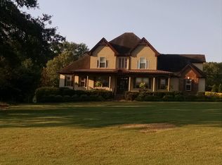 1432 Rambling Rill Cir, Statham, GA 30666