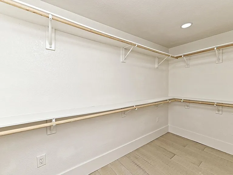 11800 Tedford St — Photo 11