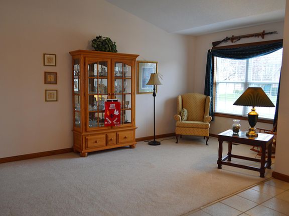 5th image of 4789 Pheasant Hill Ct