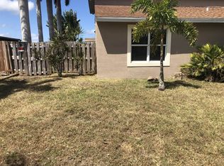 2112 SE East Dunbrooke Cir, Pt Saint Lucie, FL 34952