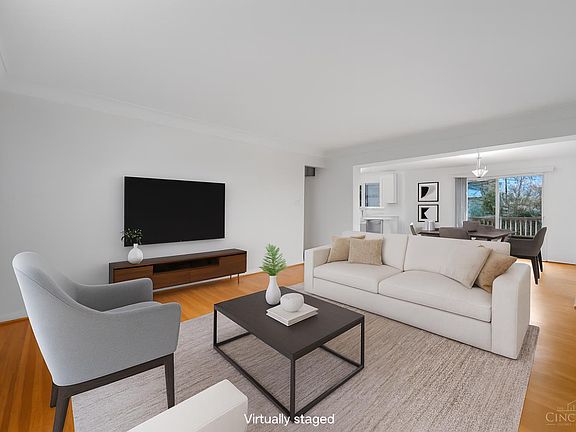 4th image of 9470 Wynnecrest Dr