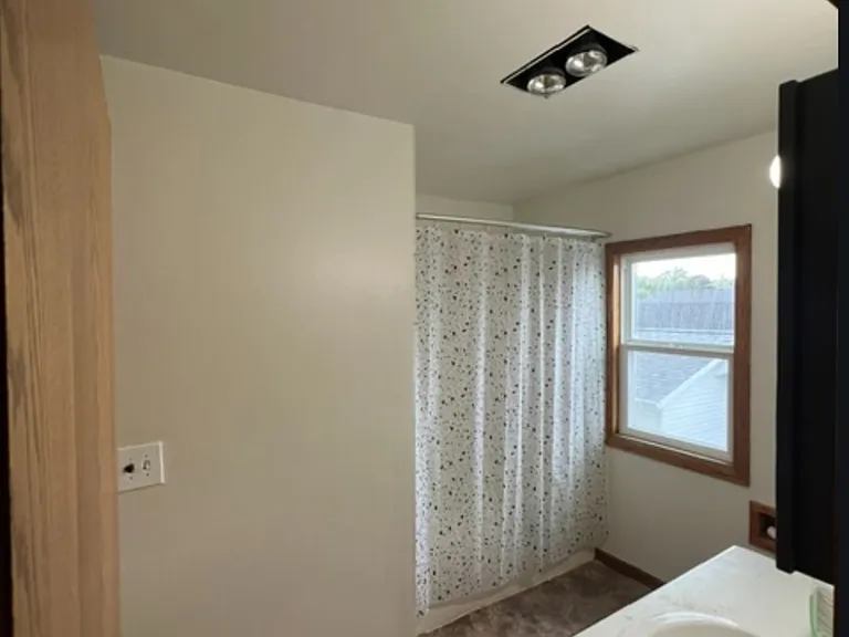510 Maxon St — Photo 3