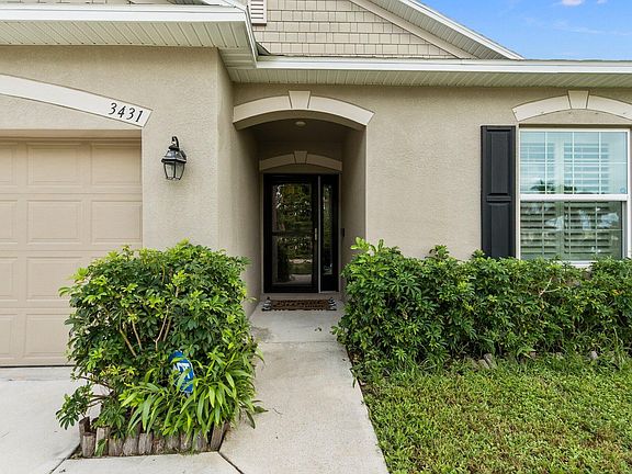 3rd image of 3431 SW Fashoda Street