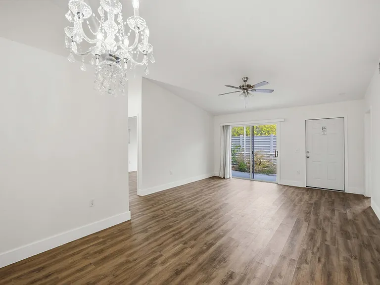 3300 Loveland Blvd #2501 — Photo 9