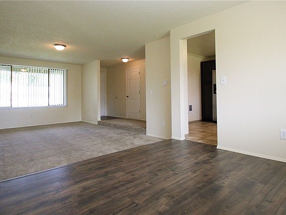 4th image of 618 160th Street Ct E