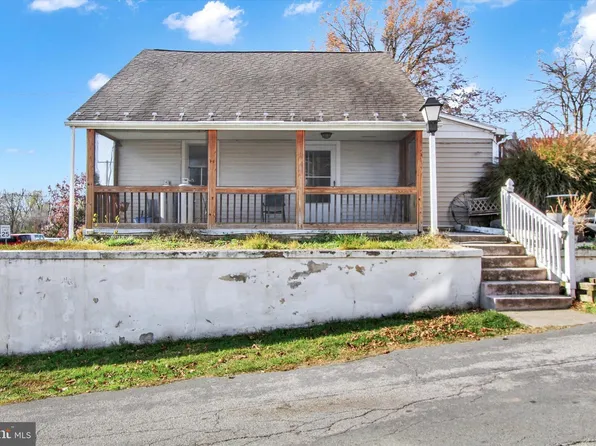 26 Railroad Ave, Marietta, PA 17547