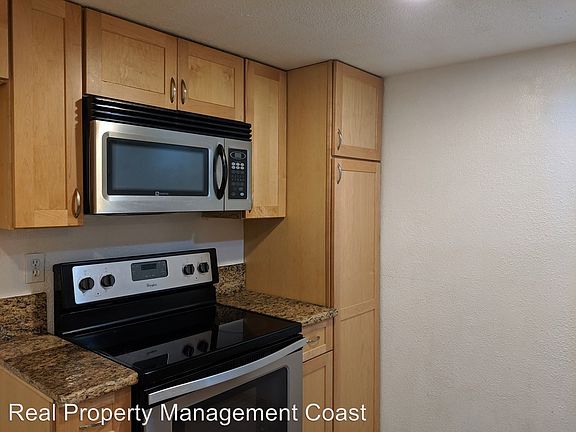 2nd image of 306 E Chestnut Ave APT A