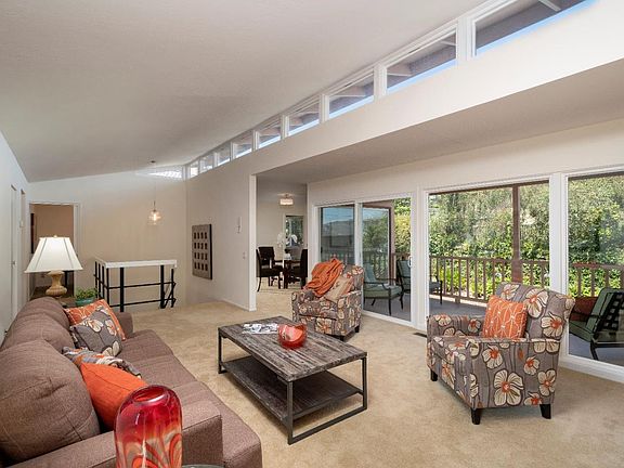 4th image of 2560 Tara Ln