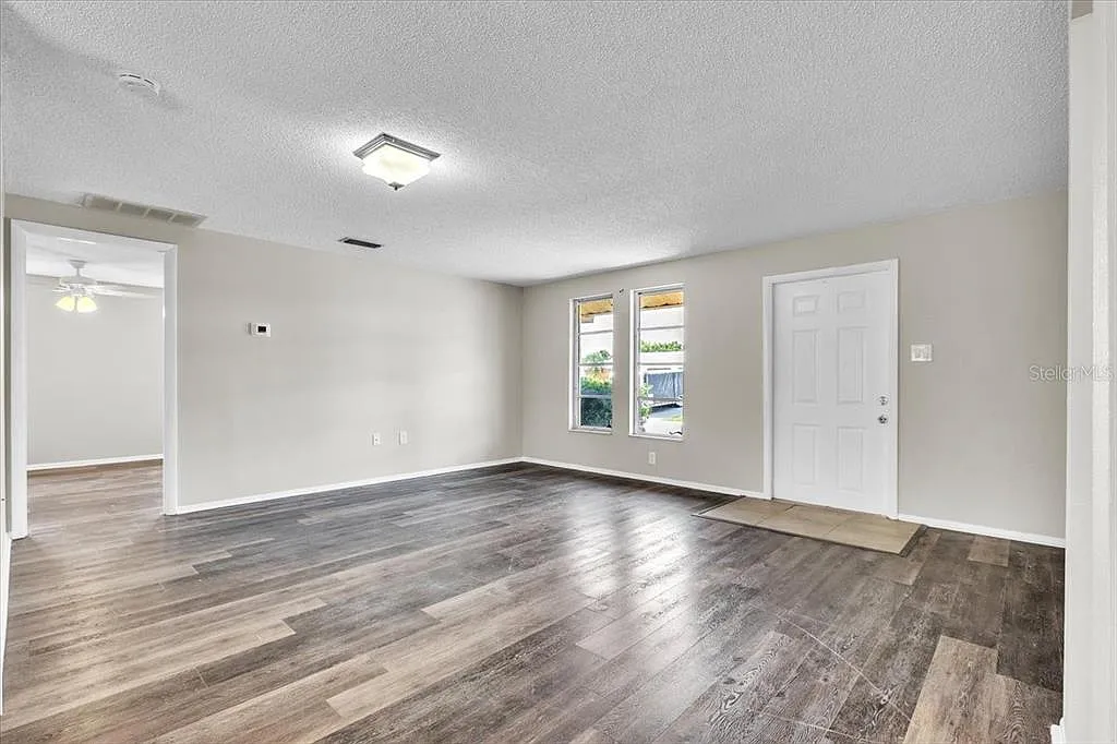 2 bed, 2.0 bath, 1200 sqft, $1,450 — Photo 4