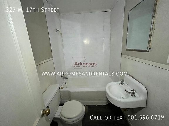 4th image of 327 W 17th St