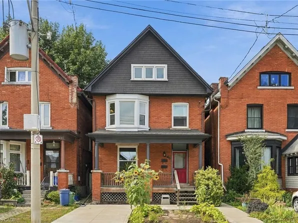 166 Emerald St S, Hamilton, ON L8N 2V7