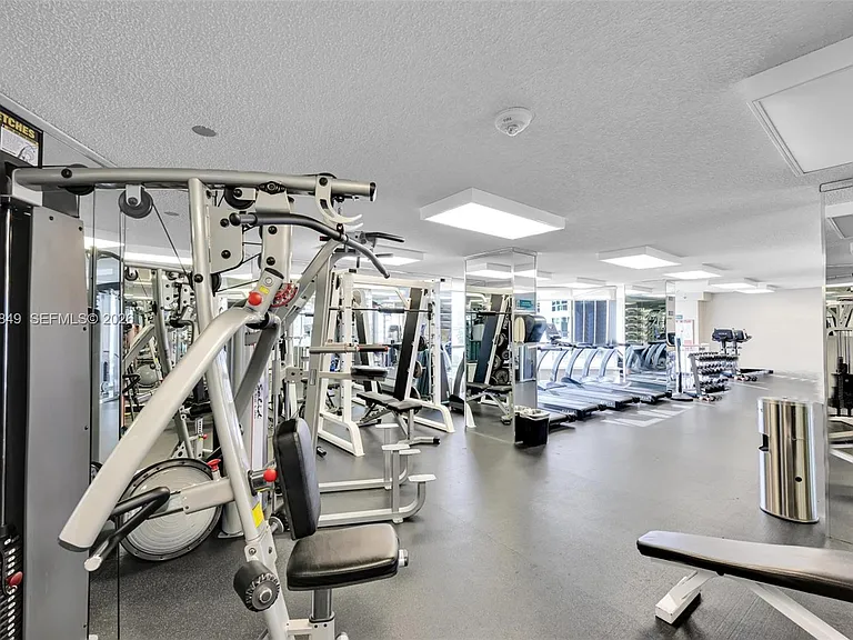 3530 Mystic Pointe Dr #710 — Photo 35