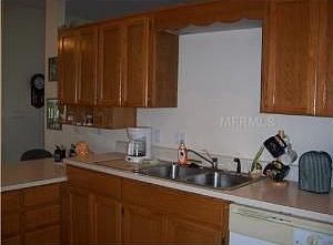 5th image of 8441 Doral Dr
