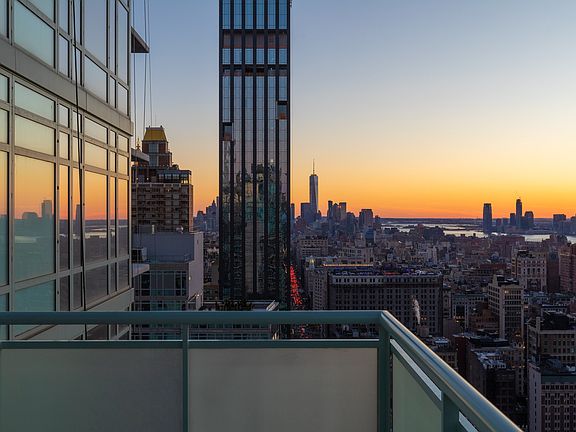 3rd image of 325 5th Ave APT 42A