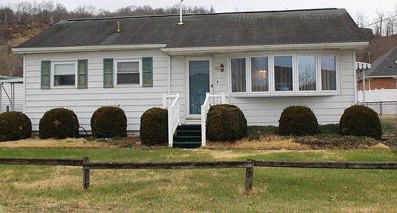 2nd image of 52 Township Road 1096