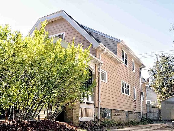 03 RIGHT SIDE OF HOUSE _10182013